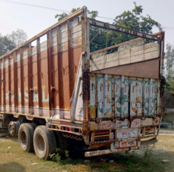 BharatBenz 3723 image 3